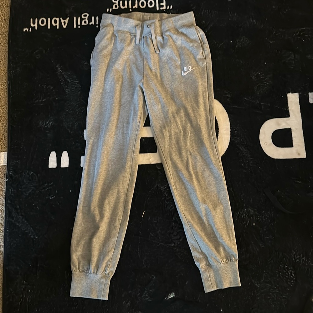 cuffed nike sweats women’s XS
